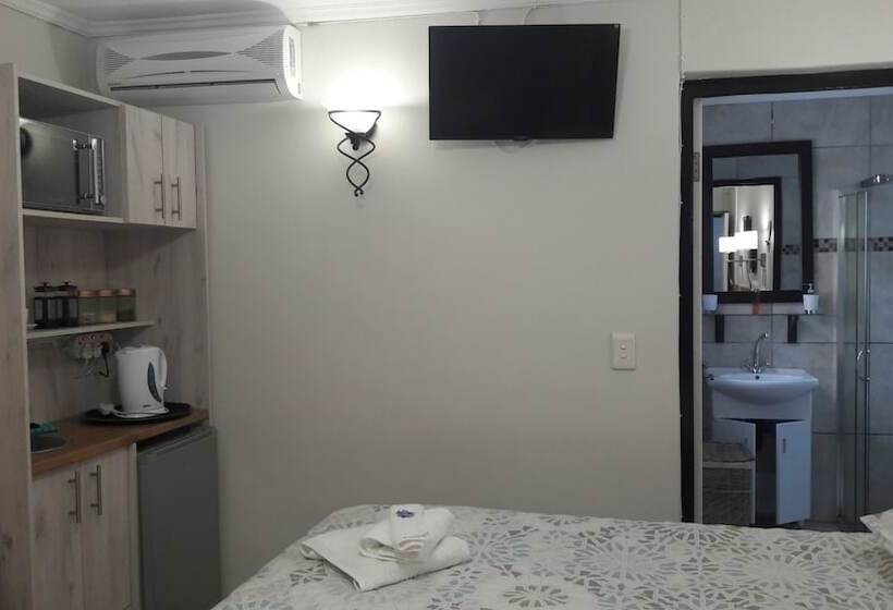 Quarto Estandar, Anchorage Guest House