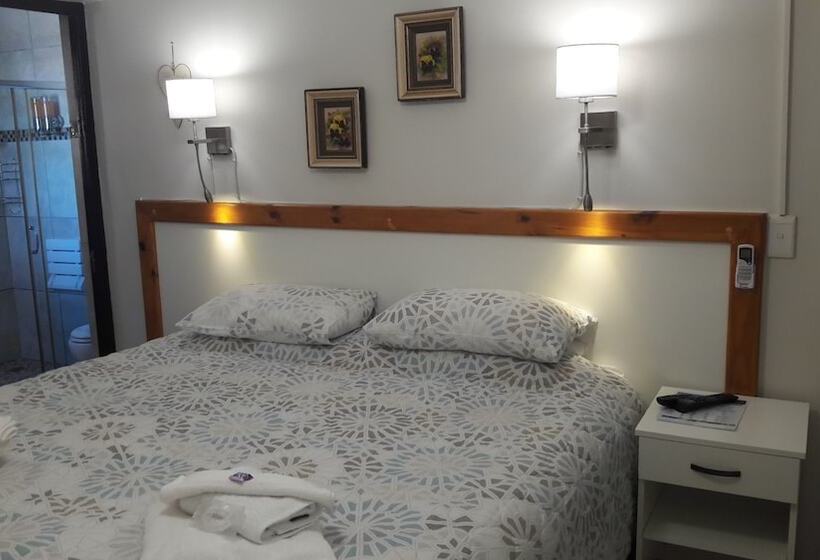 Quarto Estandar, Anchorage Guest House