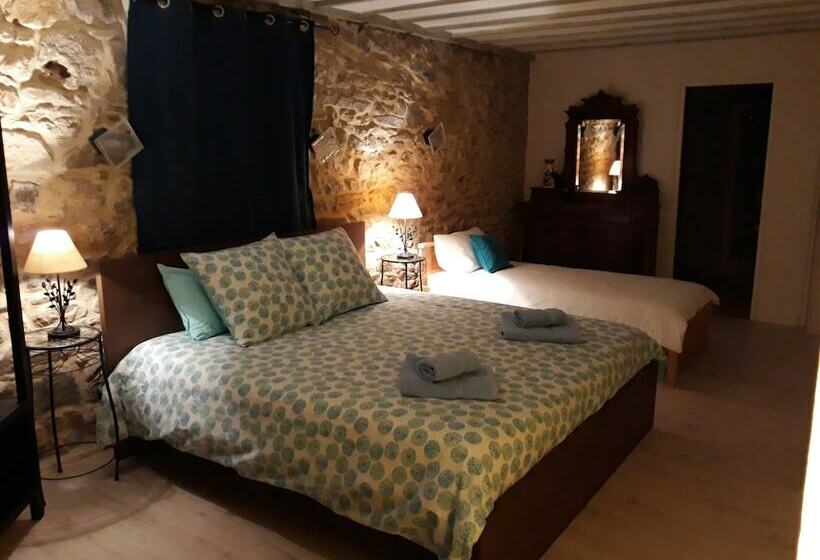 Номер Стандарт Вид на Сад, Chambres D Hôtes Les Gragniotes