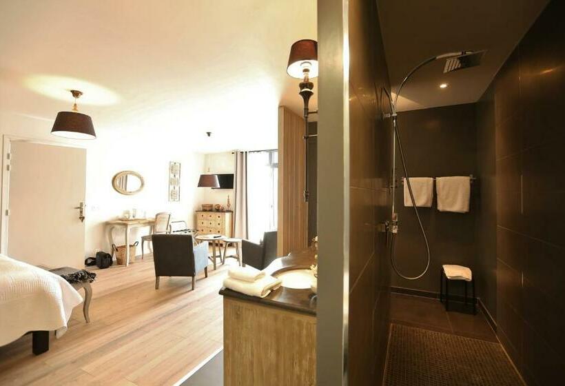 Номер Стандарт, Chambres D´hotes Herbes Folles