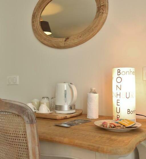 Номер Стандарт, Chambres D´hotes Herbes Folles