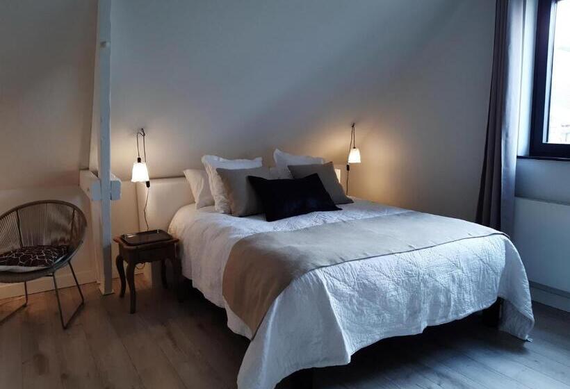 Дом 1 Спальня, Chambres D´hotes Herbes Folles
