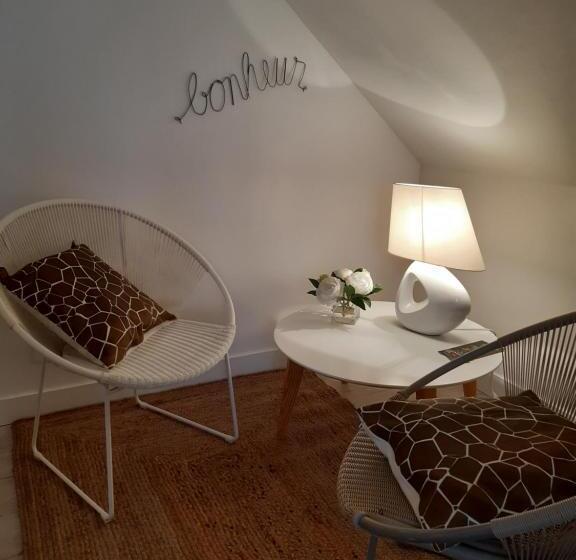 Номер Стандарт, Chambres D´hotes Herbes Folles