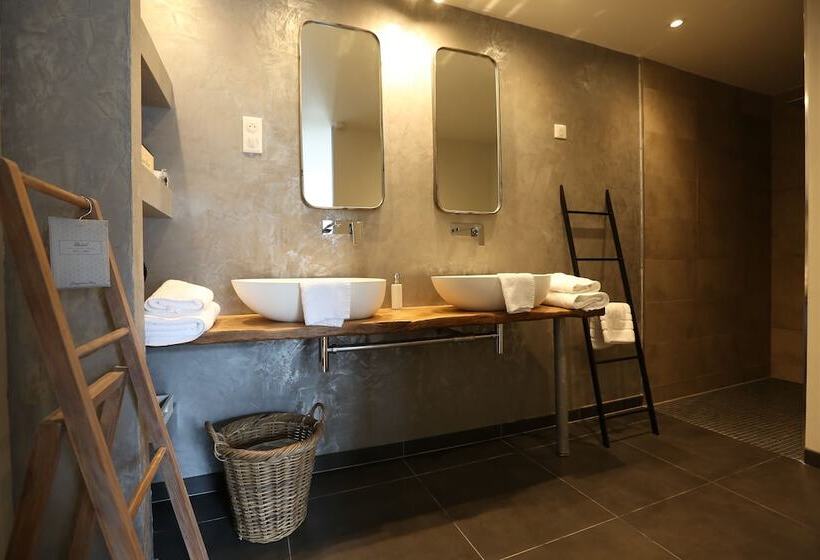 Номер Стандарт, Chambres D´hotes Herbes Folles