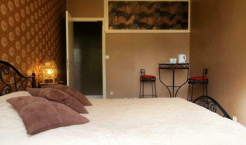 חדר לארבעה סטנדרטי עם נוף לגינה, Cosy Er Lann Chambres D Hôtes