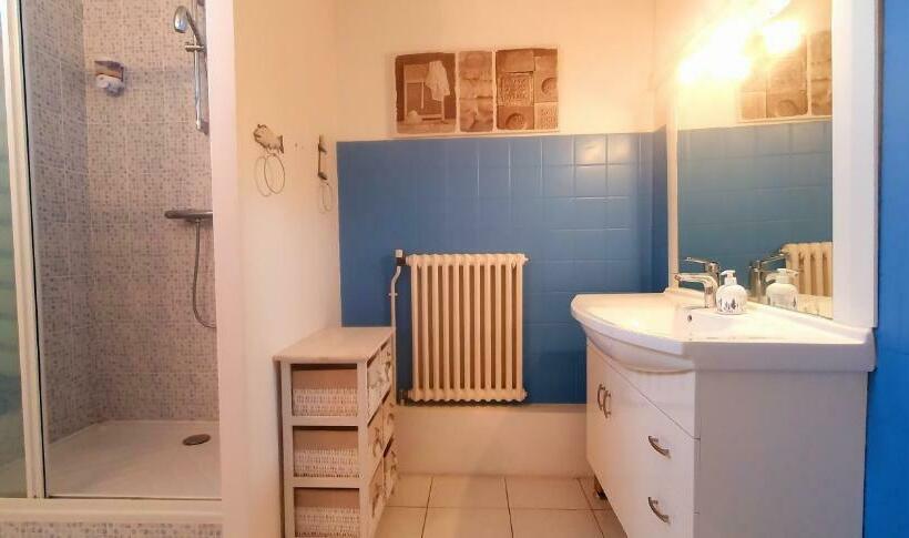 חדר לארבעה סטנדרטי עם נוף לגינה, Cosy Er Lann Chambres D Hôtes