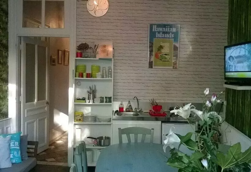 スタンダードルーム, La Maison Du Bulot