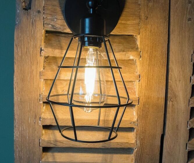 스탠다드 룸, Les Galapons