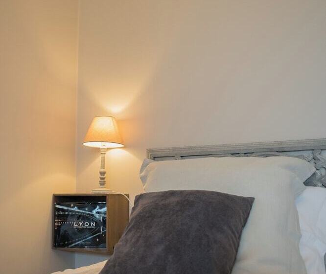 듀플렉스 스위트, Les Galapons