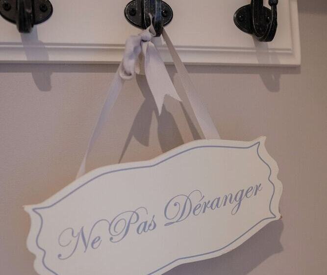 듀플렉스 스위트, Les Galapons