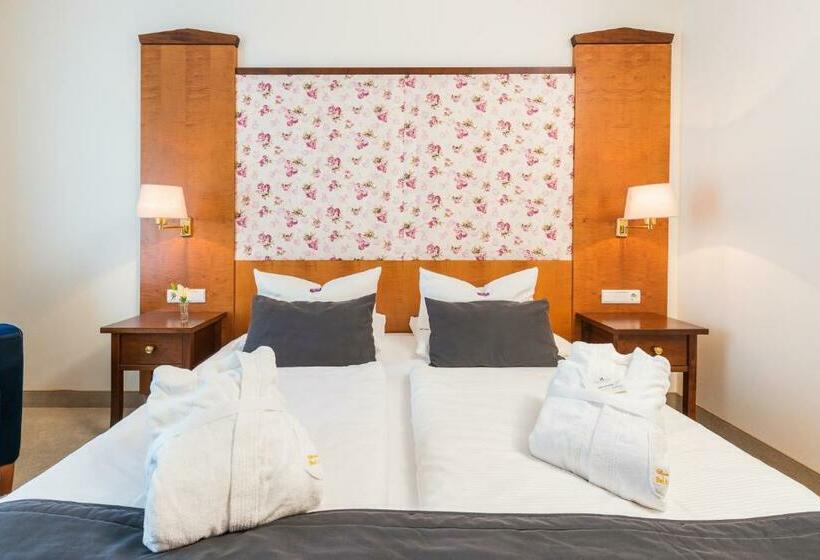 스탠다드 발코니 룸, Bel Air Strandhotel Glowe