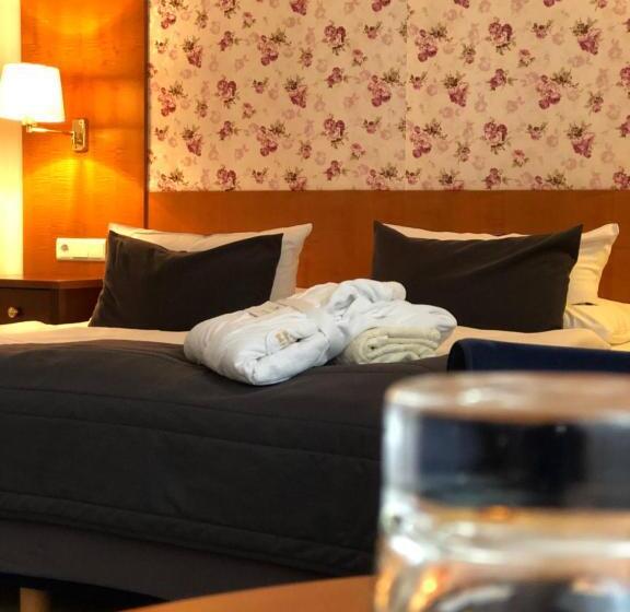 디럭스 룸, Bel Air Strandhotel Glowe