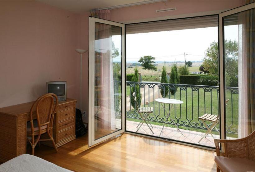 スタンダードルーム, L'oustal Du Lauragais