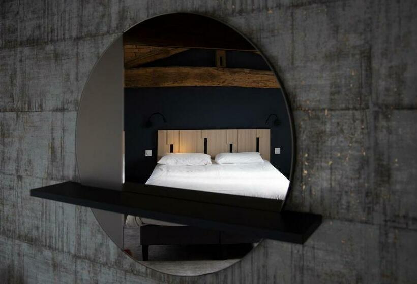 주니어 스위트, Restaurant Les 3 Piliers