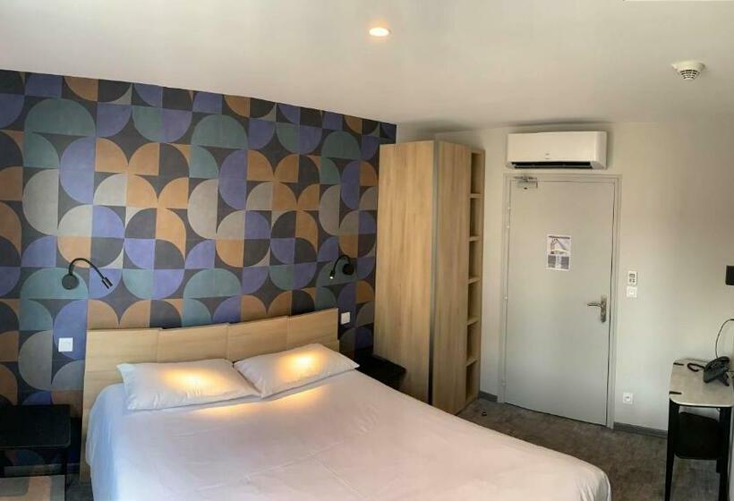 스탠다드 룸, Restaurant Les 3 Piliers