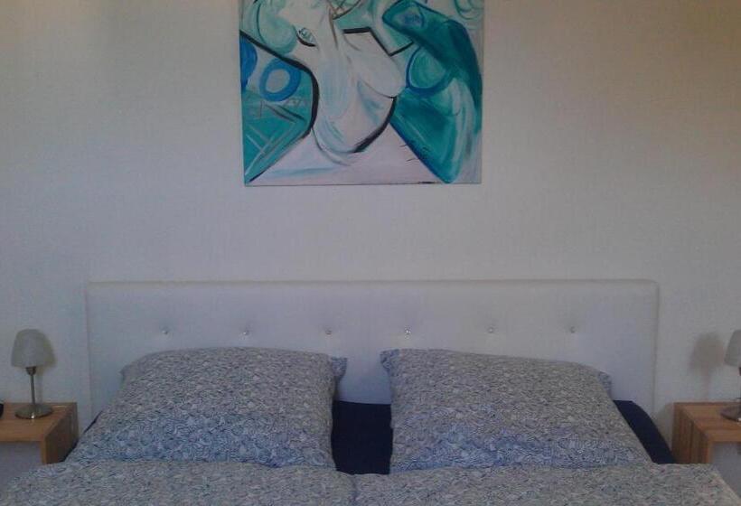 Апартаменты 2 Спальни, Stadt Coblenz