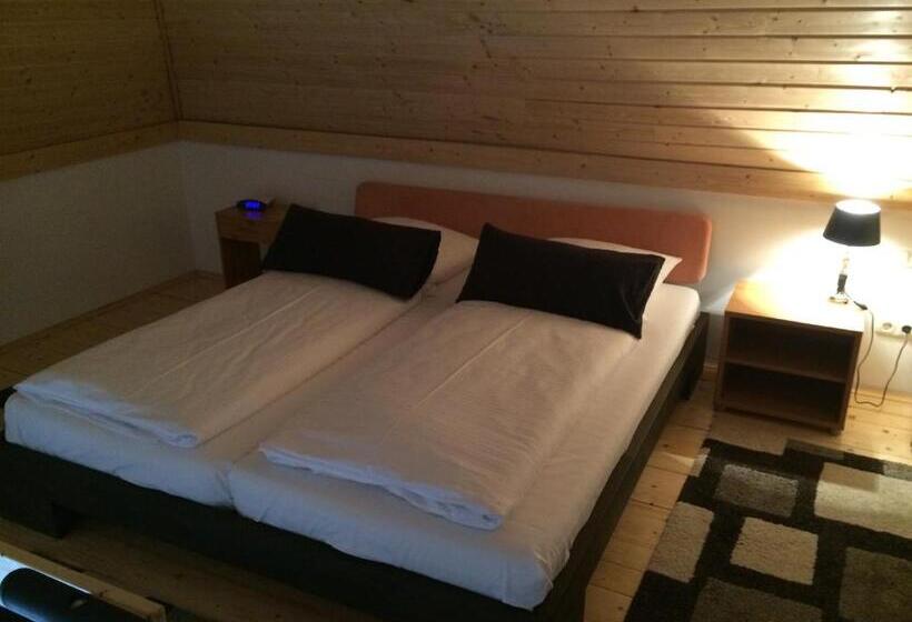 Студия Deluxe, Stadt Coblenz