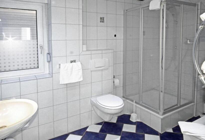 Апартаменты 2 Спальни, Stadt Coblenz