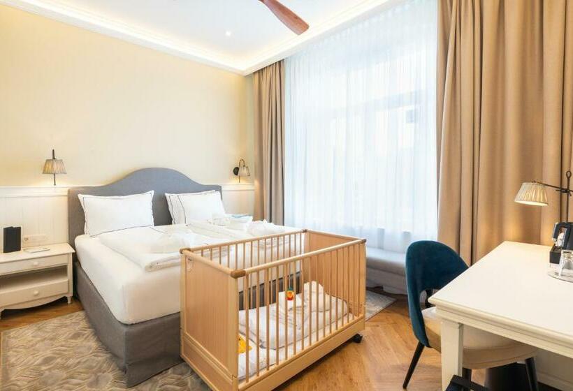 سوییت جونیور, Strandhotel Ahlbeck