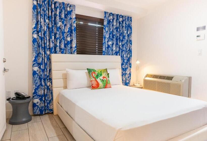 סוויטה, Waterside Hotel And Suites