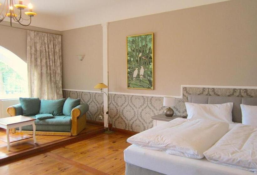 Полулюкс с Балконом, Landhotel Gut Zarrentin
