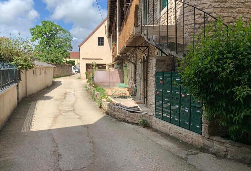 آپارتمان 1 خوابه با تراس, Chez Marie   Centre   Parking Privé   Hospices