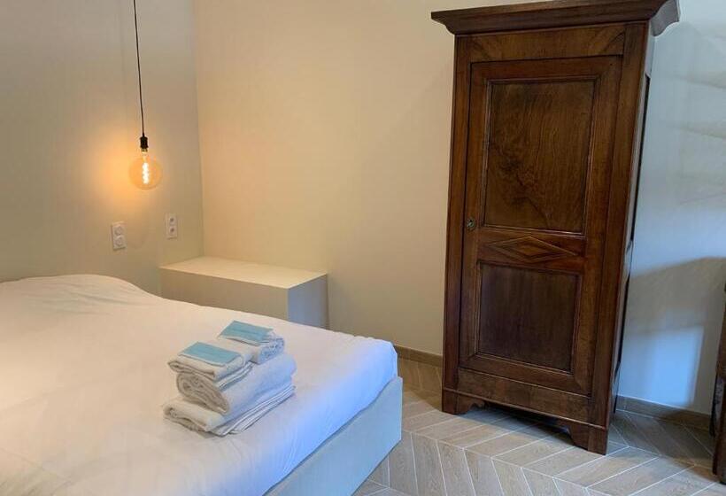 آپارتمان 1 خوابه با تراس, Chez Marie   Centre   Parking Privé   Hospices