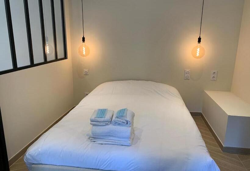 آپارتمان 1 خوابه با تراس, Chez Marie   Centre   Parking Privé   Hospices