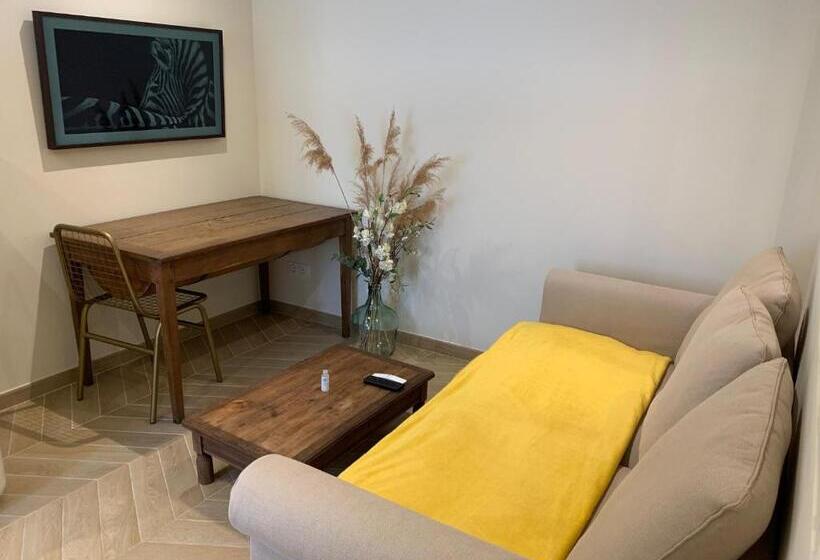 آپارتمان 1 خوابه با تراس, Chez Marie   Centre   Parking Privé   Hospices