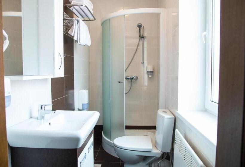 اتاق سوپریور, 12 Months Mini