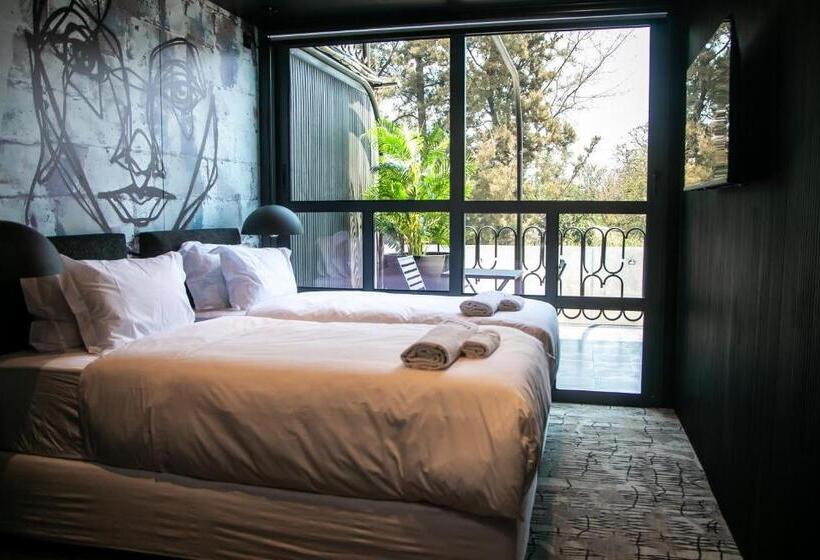 اتاق استاندارد با بالکن, Cargo88