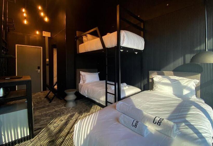 اتاق خانوادگی, Cargo88