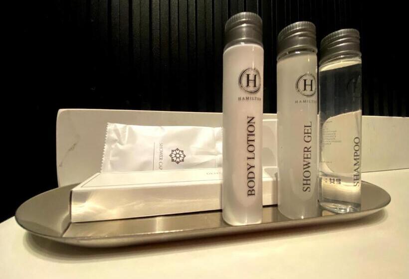 اتاق استاندارد با تخت بزرگ, Cargo88