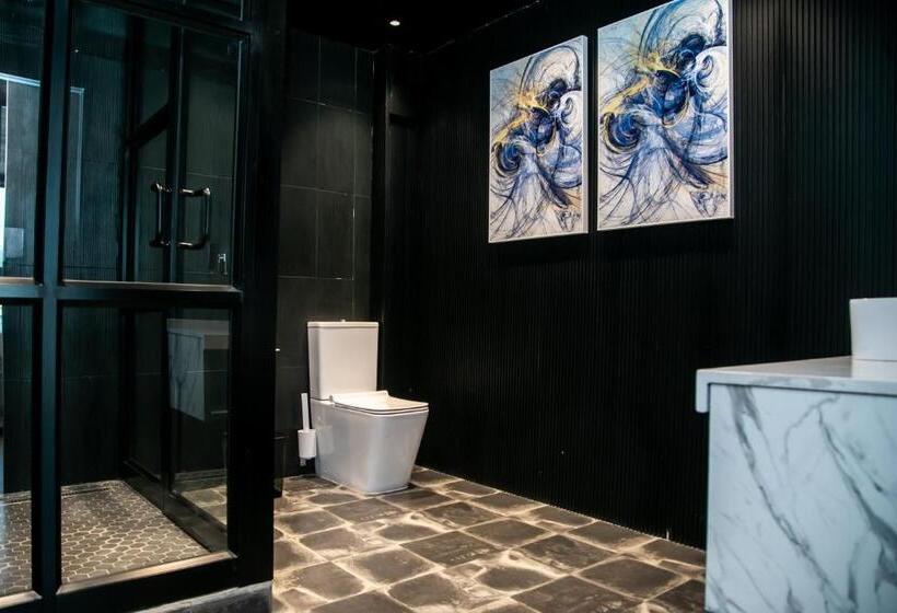 اتاق استاندارد با تخت بزرگ, Cargo88