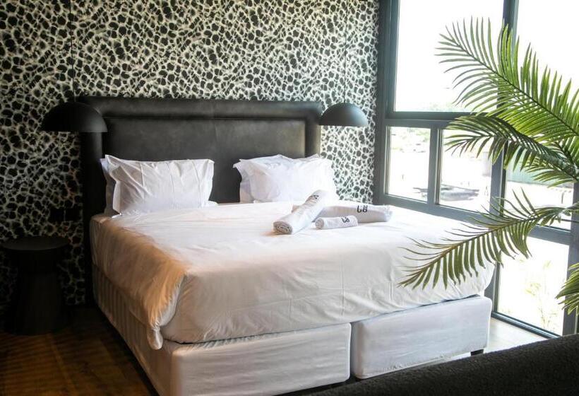 اتاق استاندارد با تخت بزرگ, Cargo88