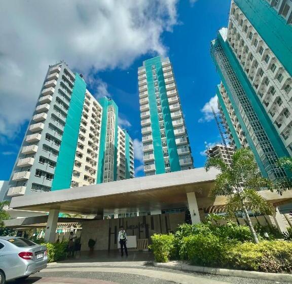 استودیو خانوادگی, Mesavirre Garden Residence