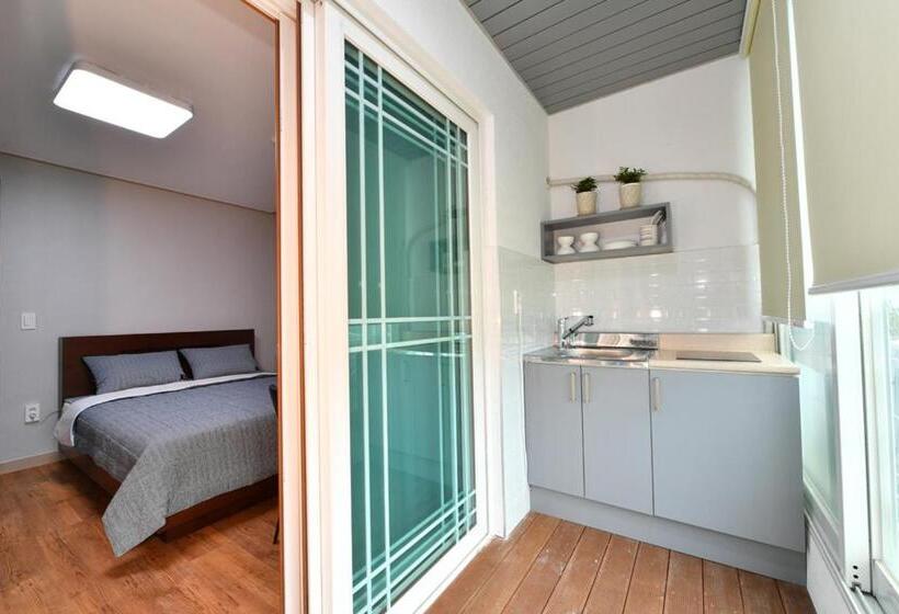 스탠다드 룸, Naksanstay