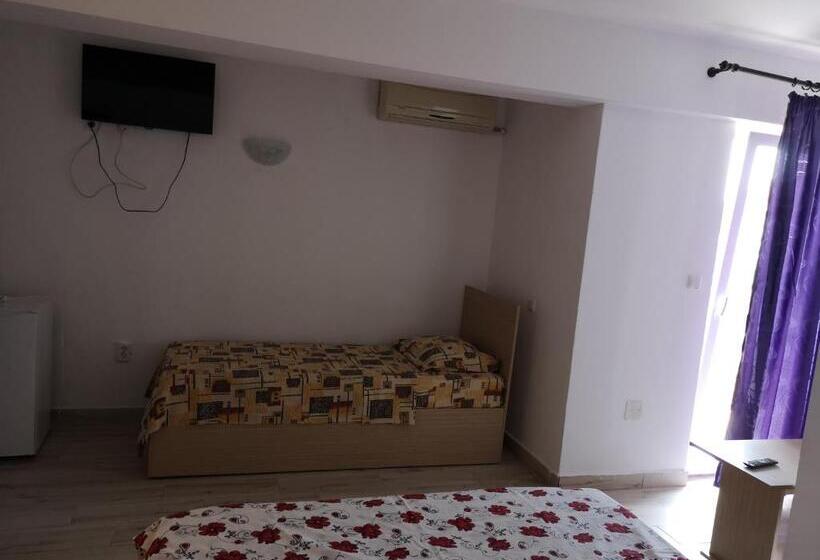 Номер Стандарт Трехместный, Vila Axel