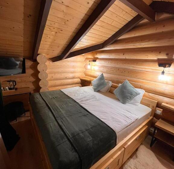 سوییت با چشمانداز کوه, Berben House