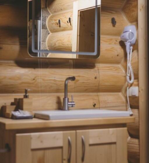 اتاق لوکس با بالکن, Berben House