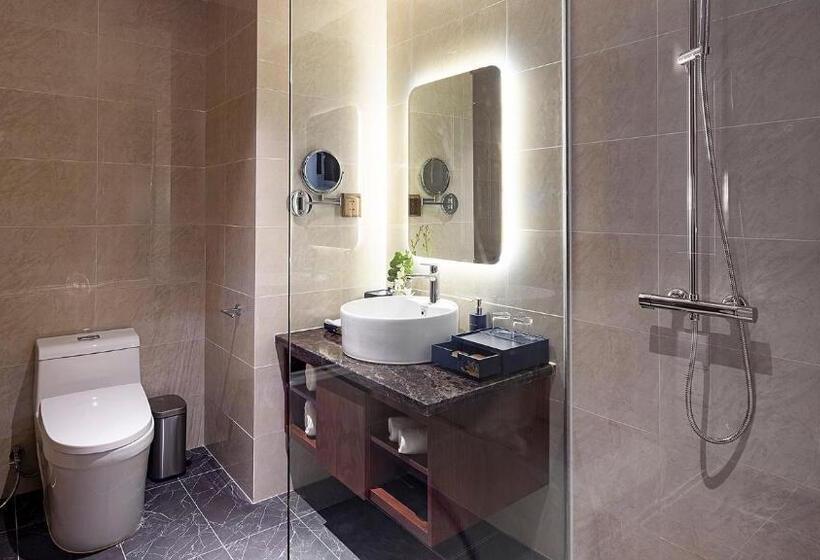 اتاق لوکس با تخت بزرگ, Best Western Premier Marvella Nha Trang