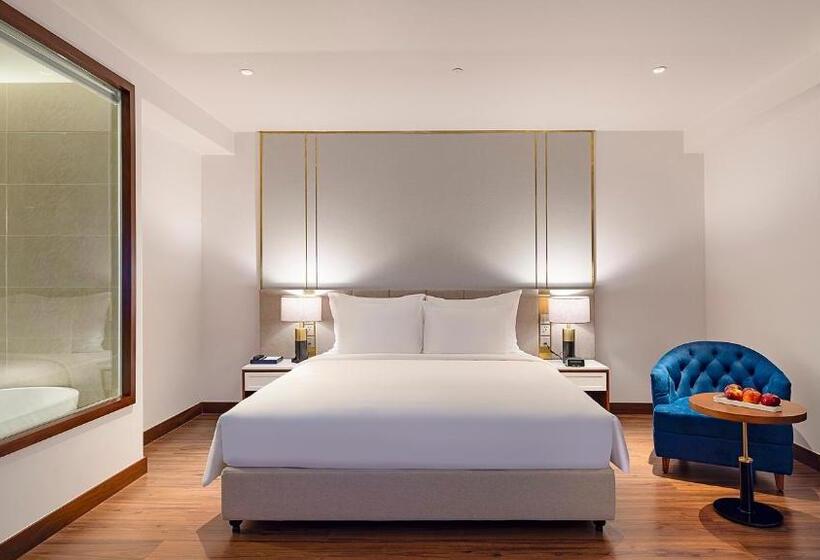 سوییت جونیور, Best Western Premier Marvella Nha Trang