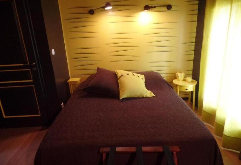 חדר דלוקס, La Collegiale