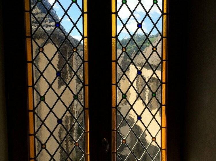 スタンダードルーム, Portail Haut