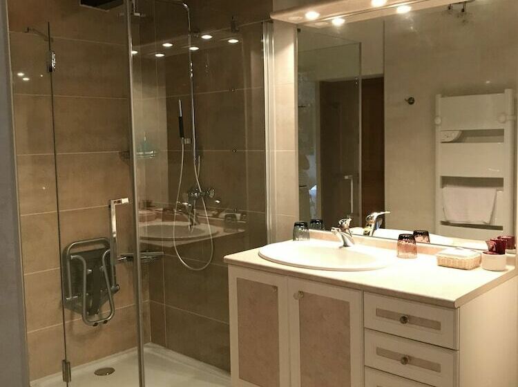 スタンダードルーム, Portail Haut