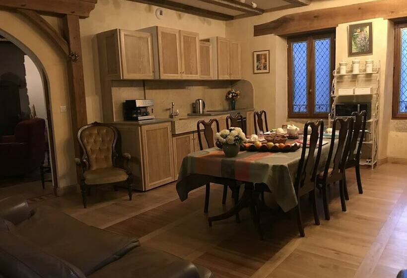 スタンダードルーム, Portail Haut