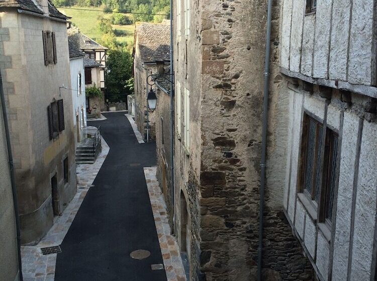 スタンダードルーム, Portail Haut