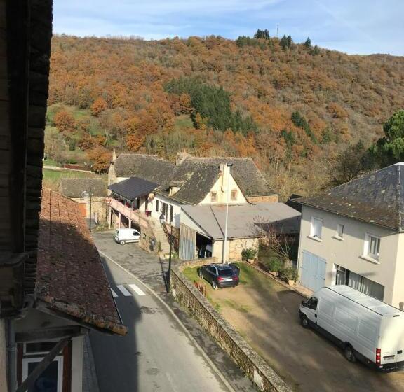 ファミリールーム, Portail Haut