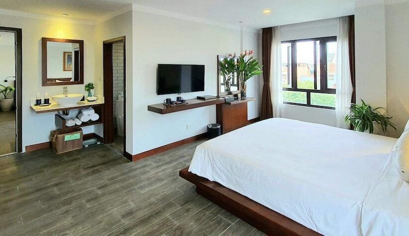 Superior Room with Views