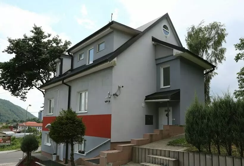 اتاق استاندارد, Alcorso Pension